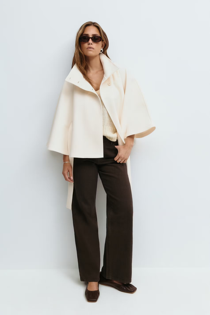 Diane | Elegant Cape Coat with Belt & High Collar