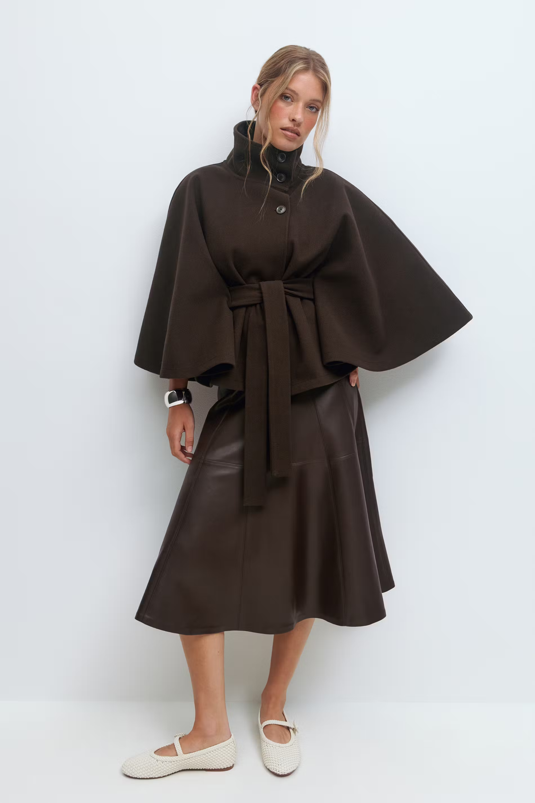 Diane | Elegant Cape Coat with Belt & High Collar