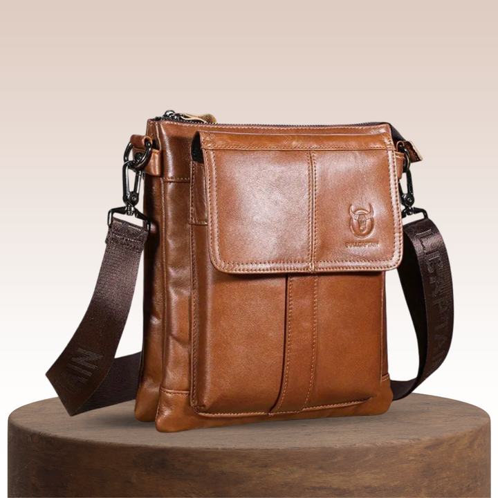 Colton | Mini leather shoulder bag with zipper pocket design