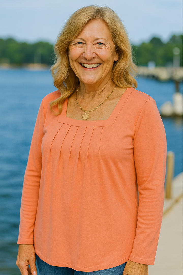 Colleen | Pleated Comfort Top – Long Sleeve Edition. Everyday confidence.